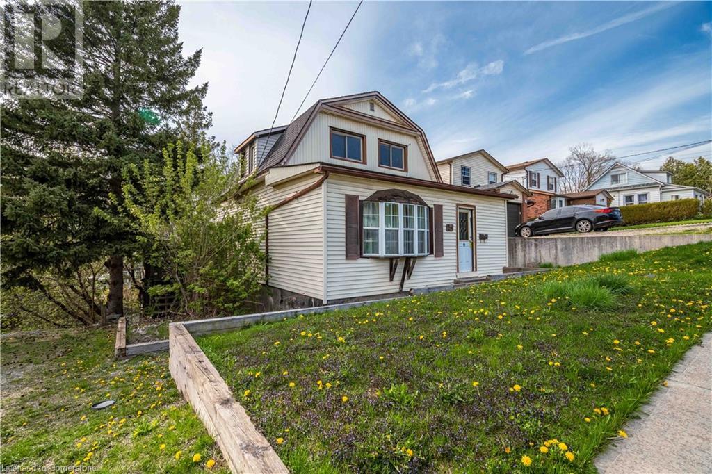 23 Aberdeen Street, Caledonia, Ontario  N3W 1C8 - Photo 5 - 40729085