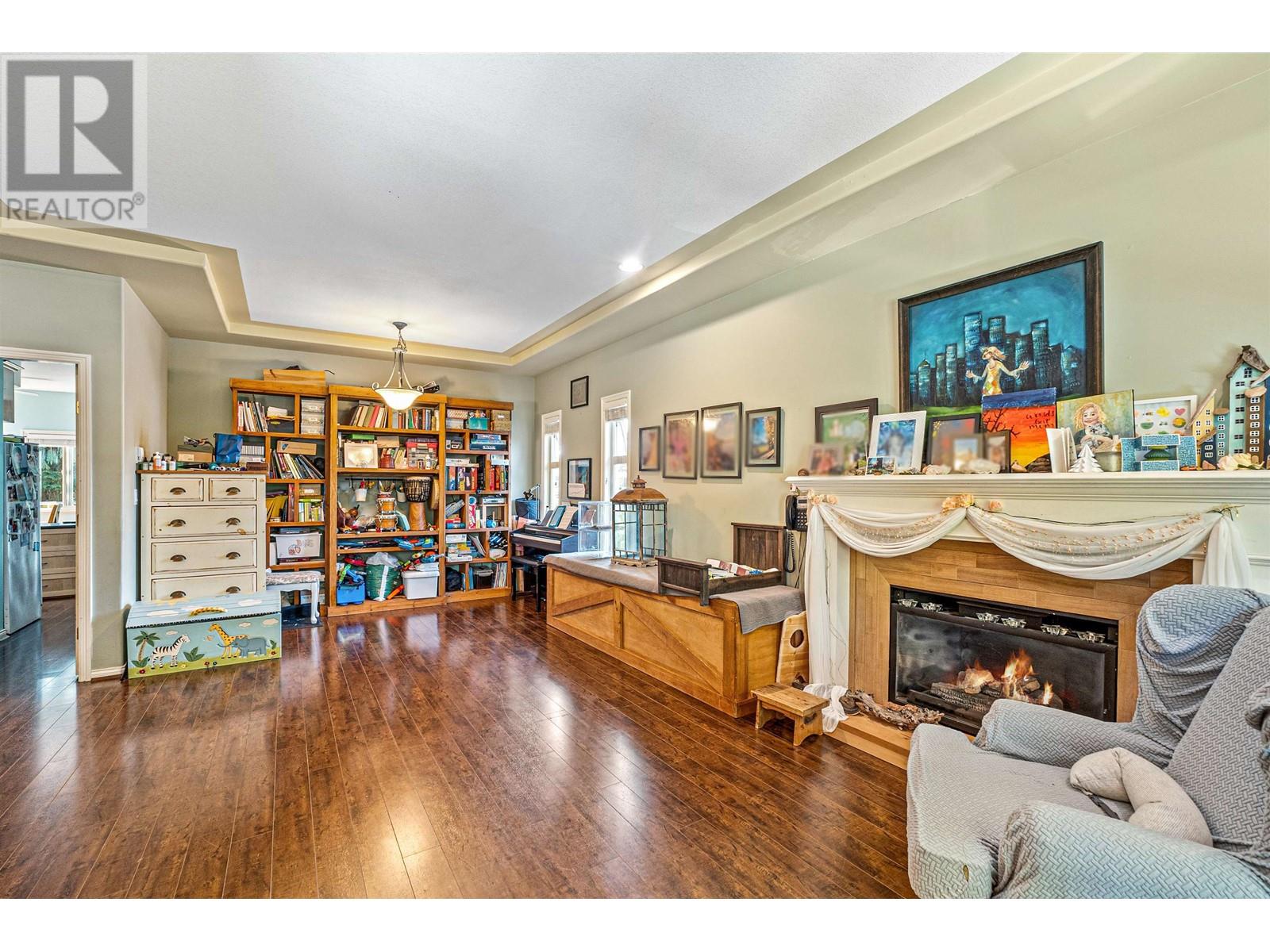 Property at 6693 CANADA WAY image 3