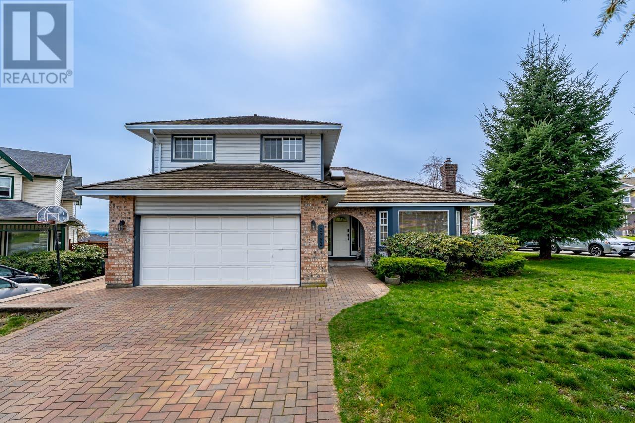 2752 Westlake Place, Coquitlam, British Columbia  V3C 5J8 - Photo 1 - R3003417