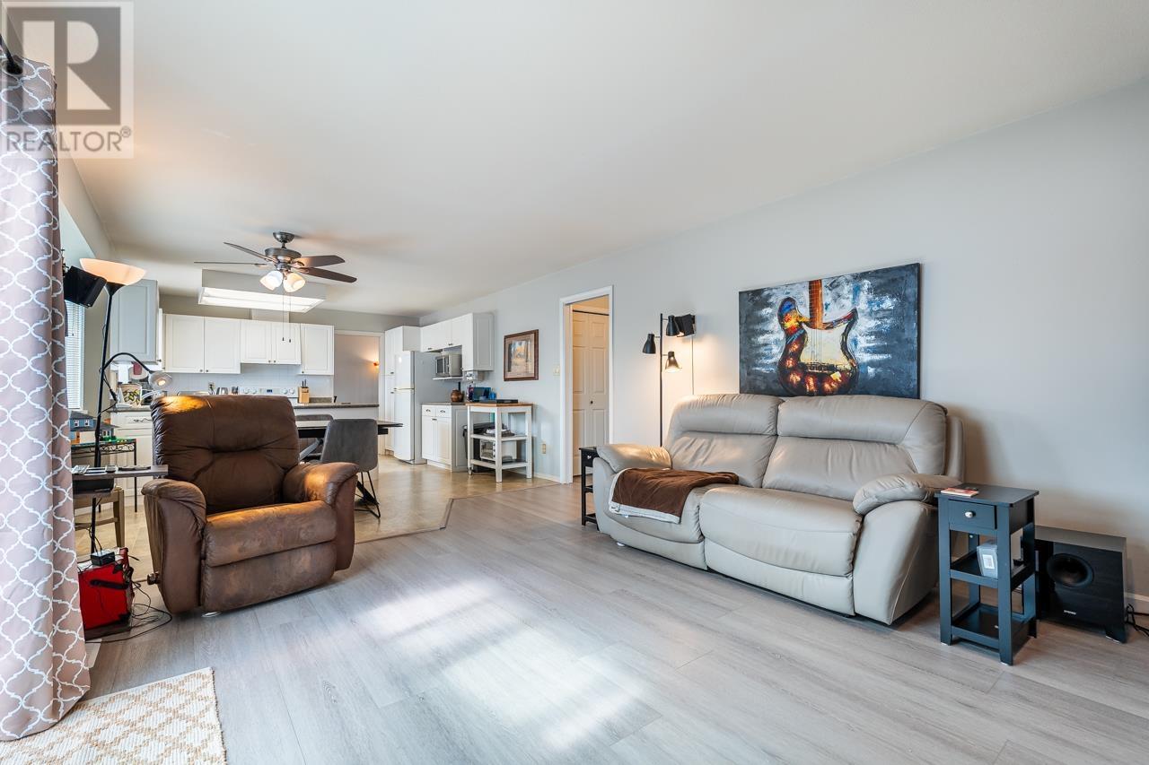 2752 Westlake Place, Coquitlam, British Columbia  V3C 5J8 - Photo 14 - R3003417