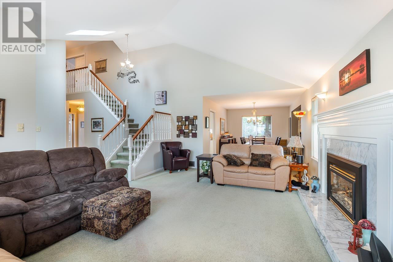 2752 Westlake Place, Coquitlam, British Columbia  V3C 5J8 - Photo 5 - R3003417