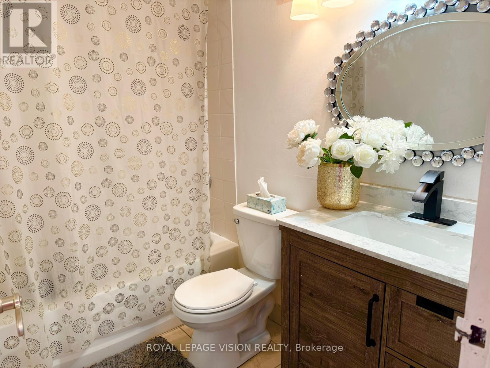 3605 - 3 Massey Square, Toronto, Ontario  M4C 5L5 - Photo 15 - E12140177