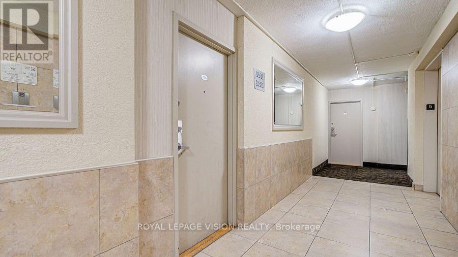 3605 - 3 Massey Square, Toronto, Ontario  M4C 5L5 - Photo 17 - E12140177