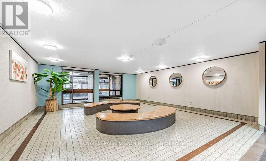 3605 - 3 Massey Square, Toronto, Ontario  M4C 5L5 - Photo 2 - E12140177