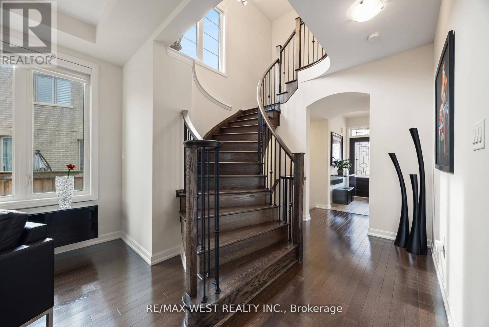 Property at 109 MASTERMAN CRESCENT image 3
