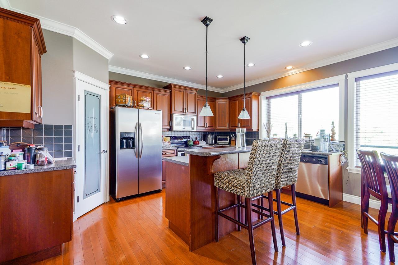 Property at 3453 BLUEBERRY COURT image 3