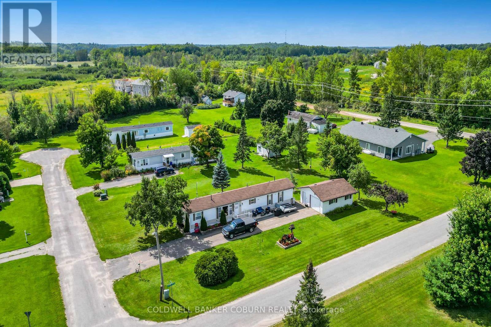 65 Pleasant View Drive, Horton, Ontario  K7V 0A5 - Photo 12 - X12152037