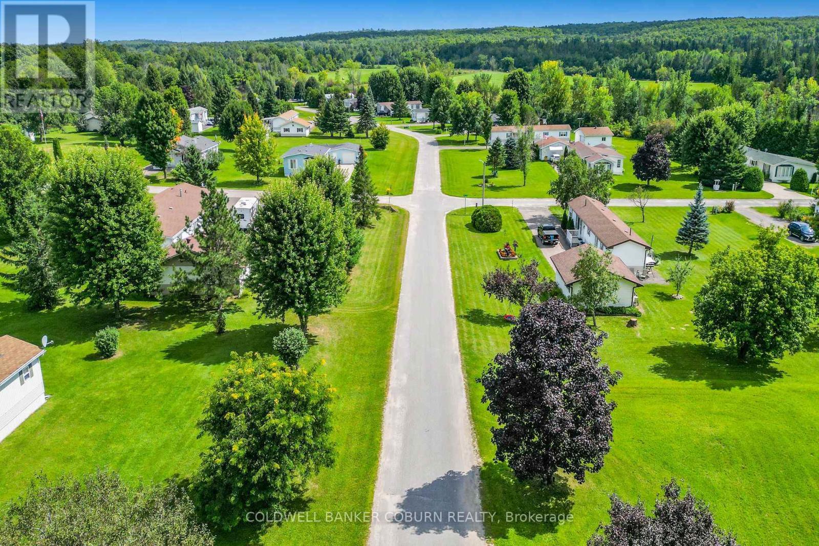 65 Pleasant View Drive, Horton, Ontario  K7V 0A5 - Photo 13 - X12152037