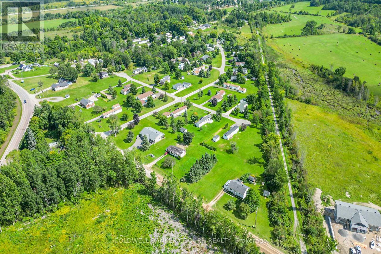 65 Pleasant View Drive, Horton, Ontario  K7V 0A5 - Photo 2 - X12152037