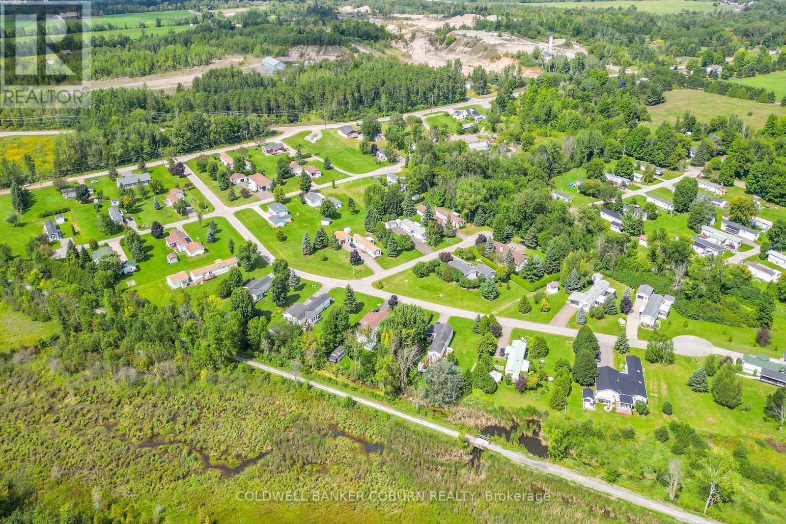 65 Pleasant View Drive, Horton, Ontario  K7V 0A5 - Photo 7 - X12152037