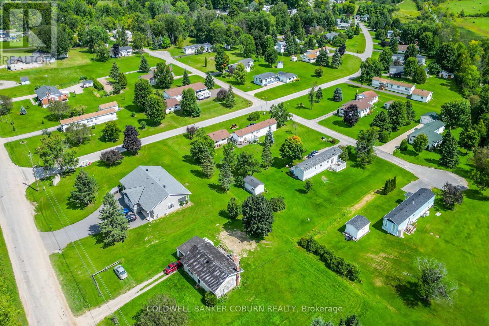65 Pleasant View Drive, Horton, Ontario  K7V 0A5 - Photo 8 - X12152037