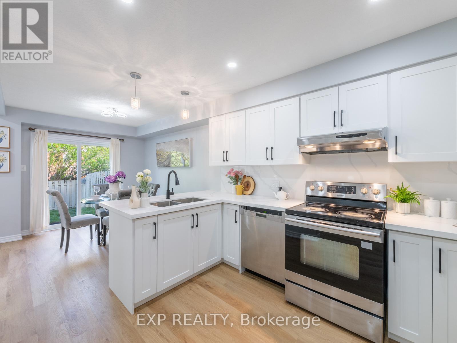 494 Doon S Drive, Kitchener, Ontario  N2P 2Z1 - Photo 12 - X12149209