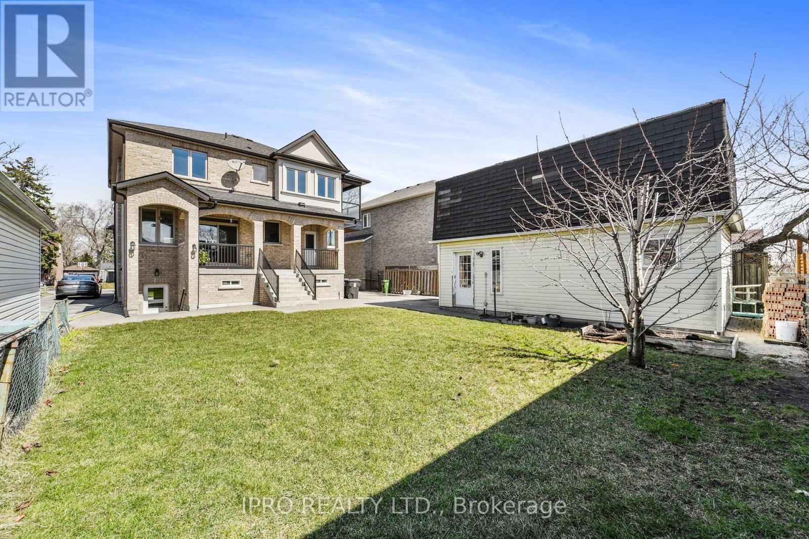 55 Yorkdale Crescent, Toronto, Ontario  M9M 1C2 - Photo 49 - W12152010