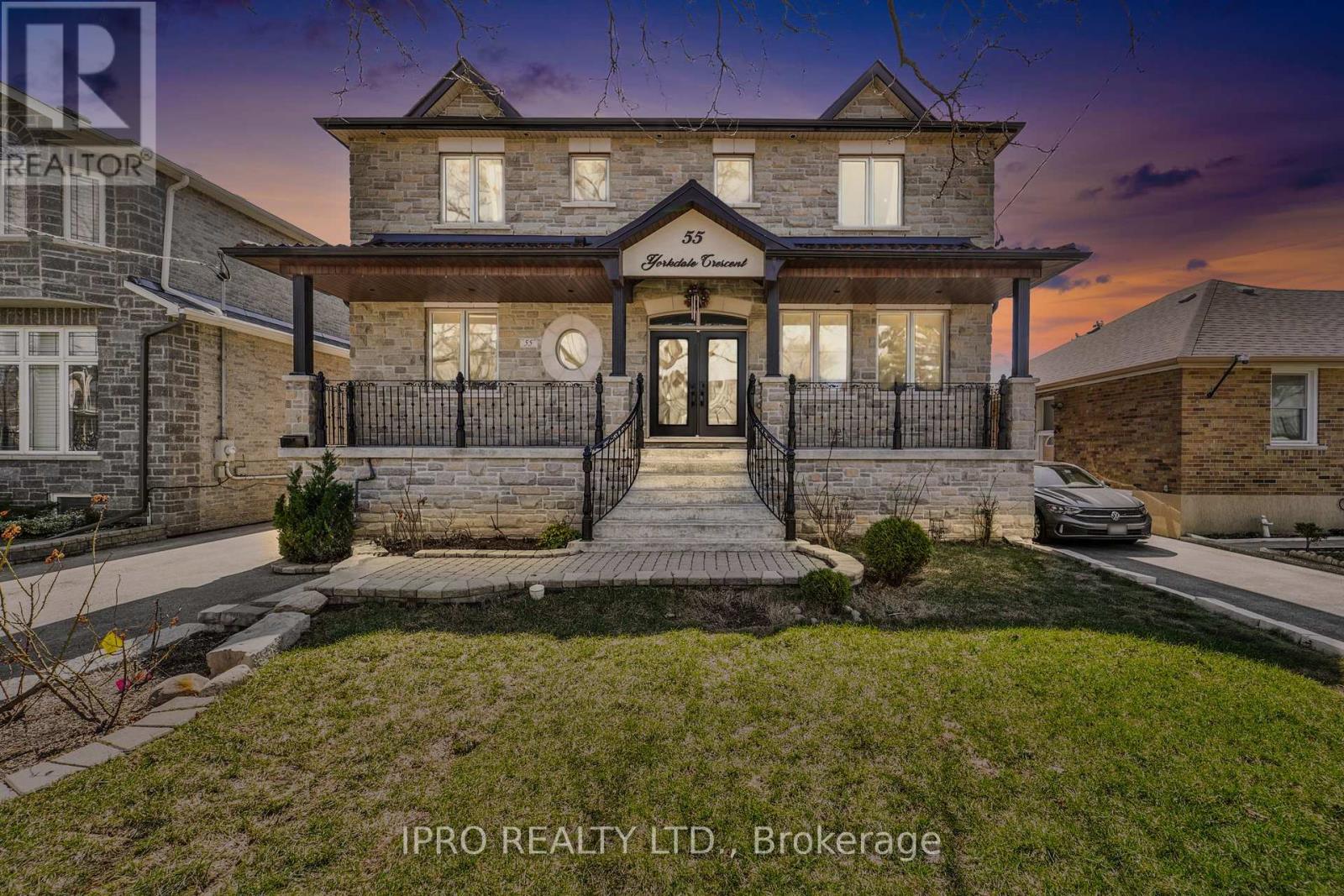 55 Yorkdale Crescent, Toronto, Ontario  M9M 1C2 - Photo 1 - W12152010