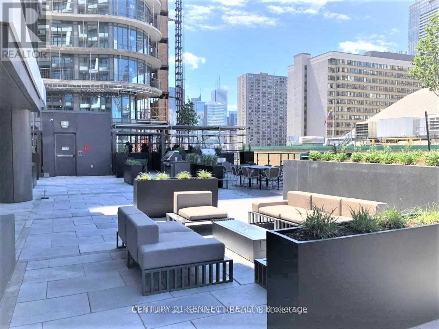 2717 - 85 Wood Street, Toronto, Ontario  M4Y 0E8 - Photo 16 - C12152062