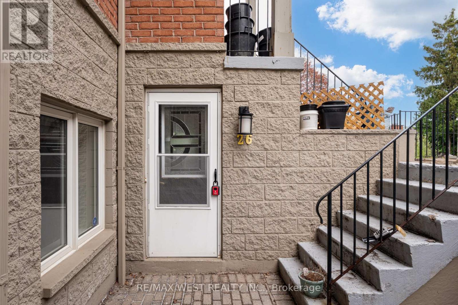 26 - 901 KENNEDY ROAD, Toronto, Ontario