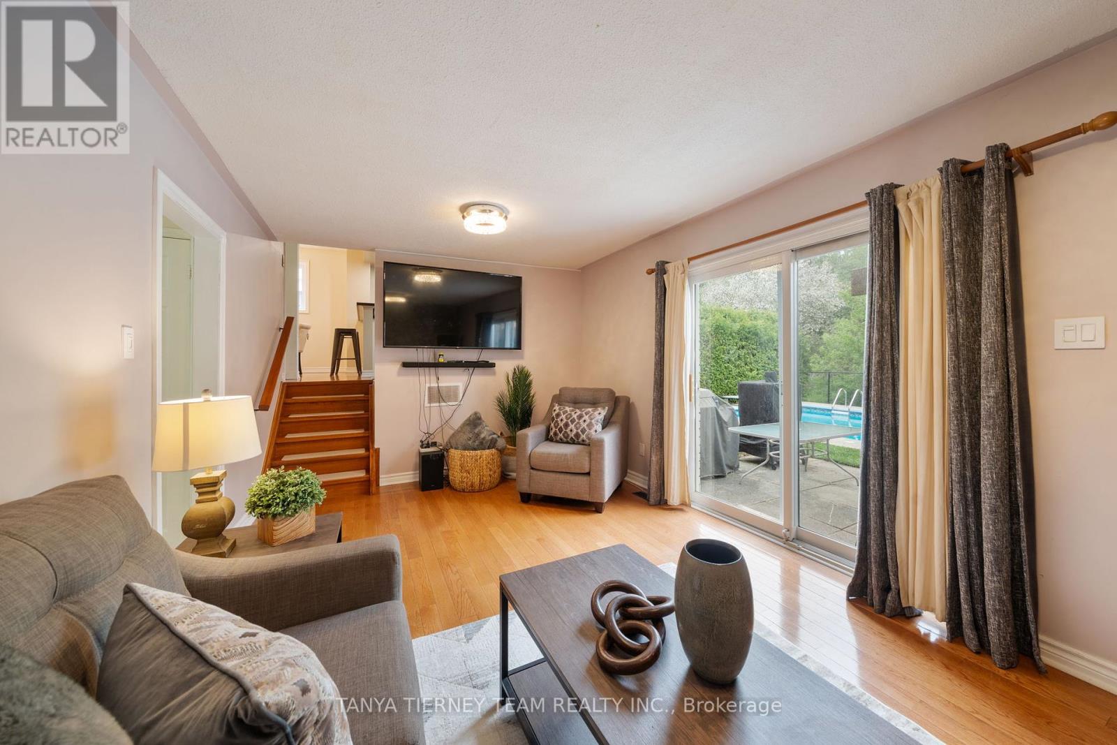 728 Bermuda Avenue, Oshawa, Ontario  L1J 6A8 - Photo 6 - E12152093