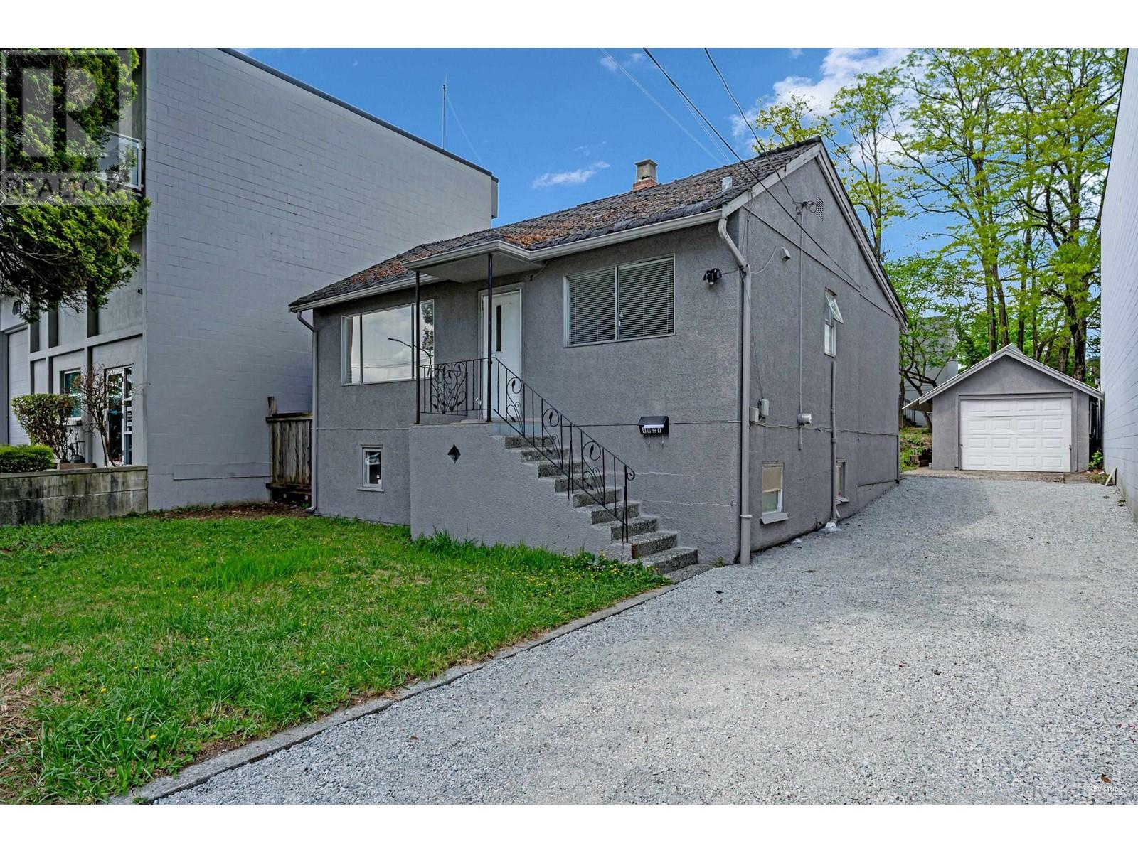 Property at 4021 GRAVELEY STREET image 2