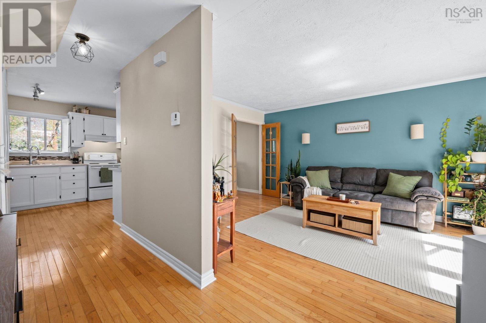 Property at 10 Langevin Drive image 4