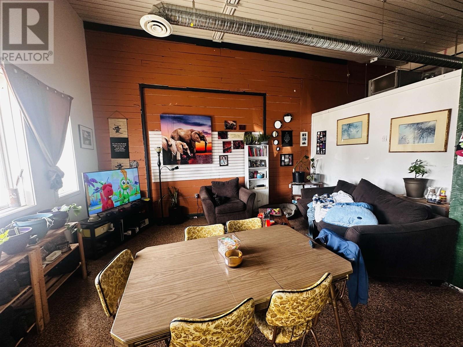 640 16 Highway, Burns Lake, British Columbia  V0J 1E0 - Photo 11 - C8069254