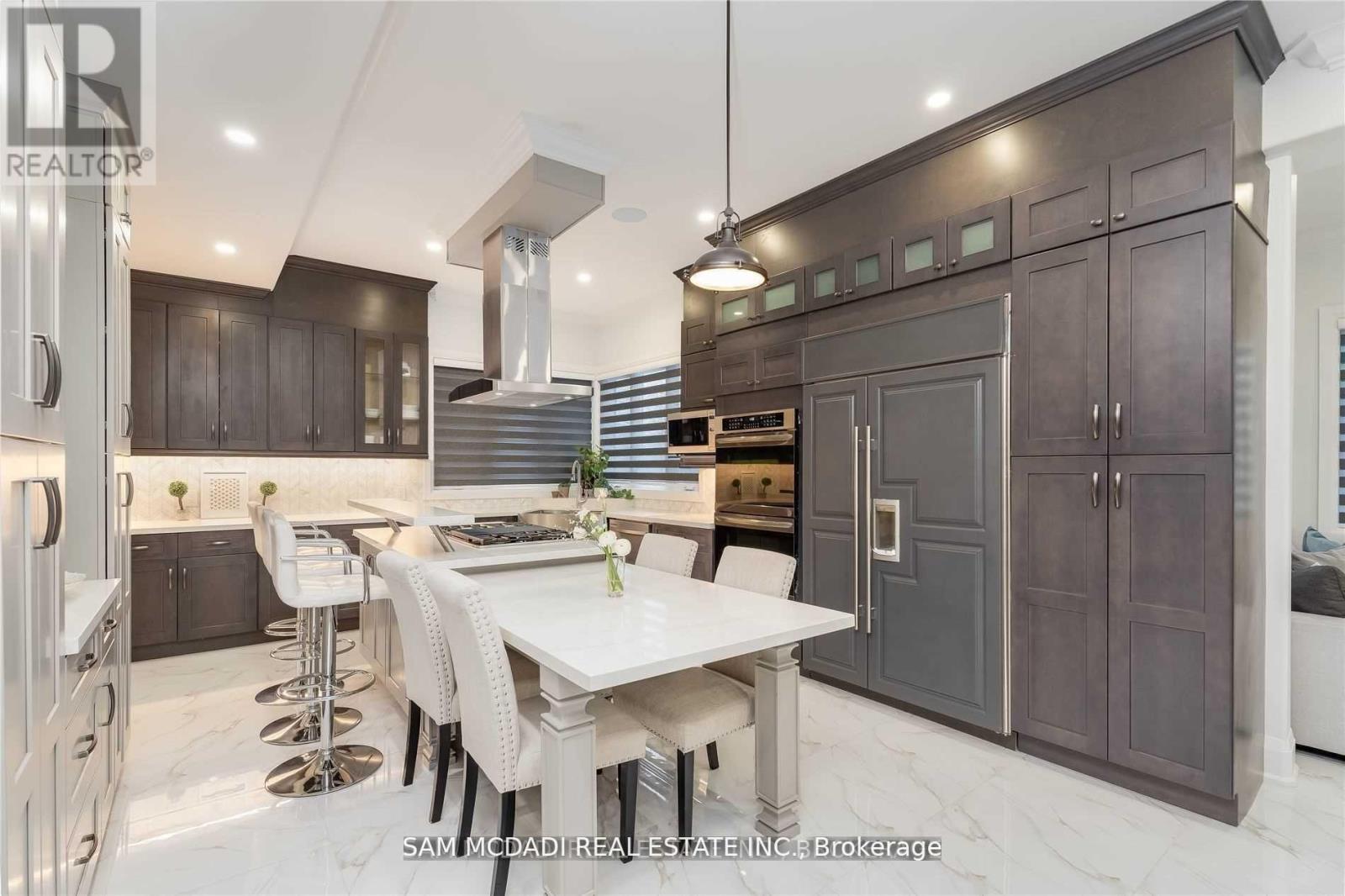 1138 Garden Road, Mississauga, Ontario  L5H 3J6 - Photo 11 - W12152053