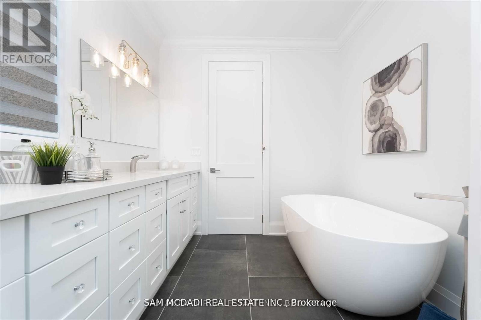 1138 Garden Road, Mississauga, Ontario  L5H 3J6 - Photo 23 - W12152053
