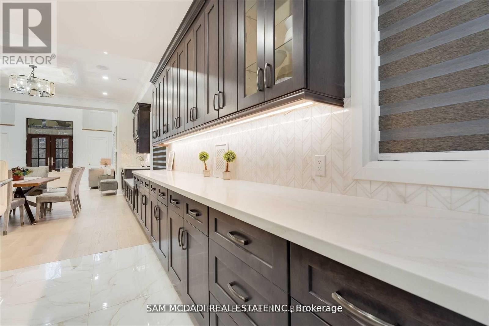 1138 Garden Road, Mississauga, Ontario  L5H 3J6 - Photo 9 - W12152053