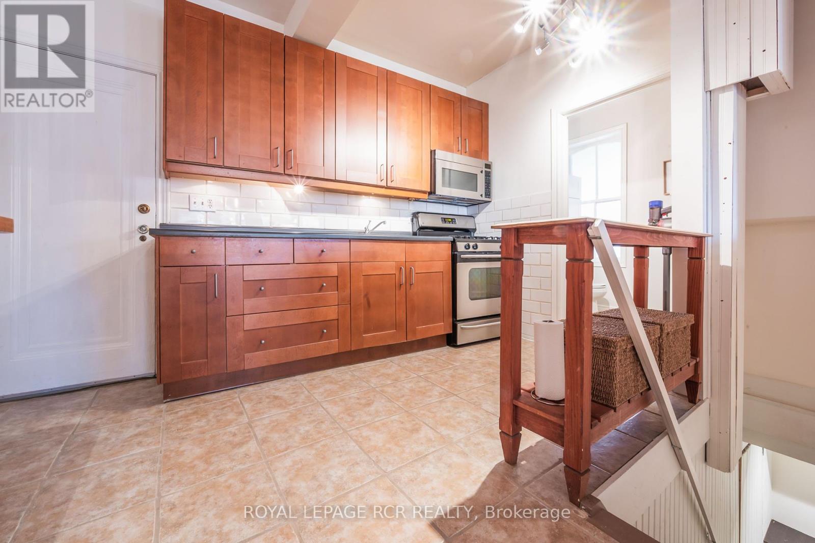 8 Church Street, Orangeville, Ontario  L9W 1N2 - Photo 32 - W12077660