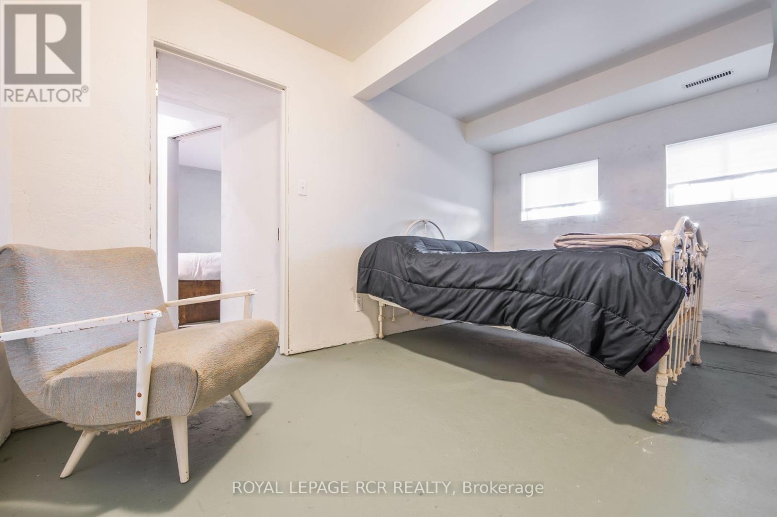 8 Church Street, Orangeville, Ontario  L9W 1N2 - Photo 37 - W12077660