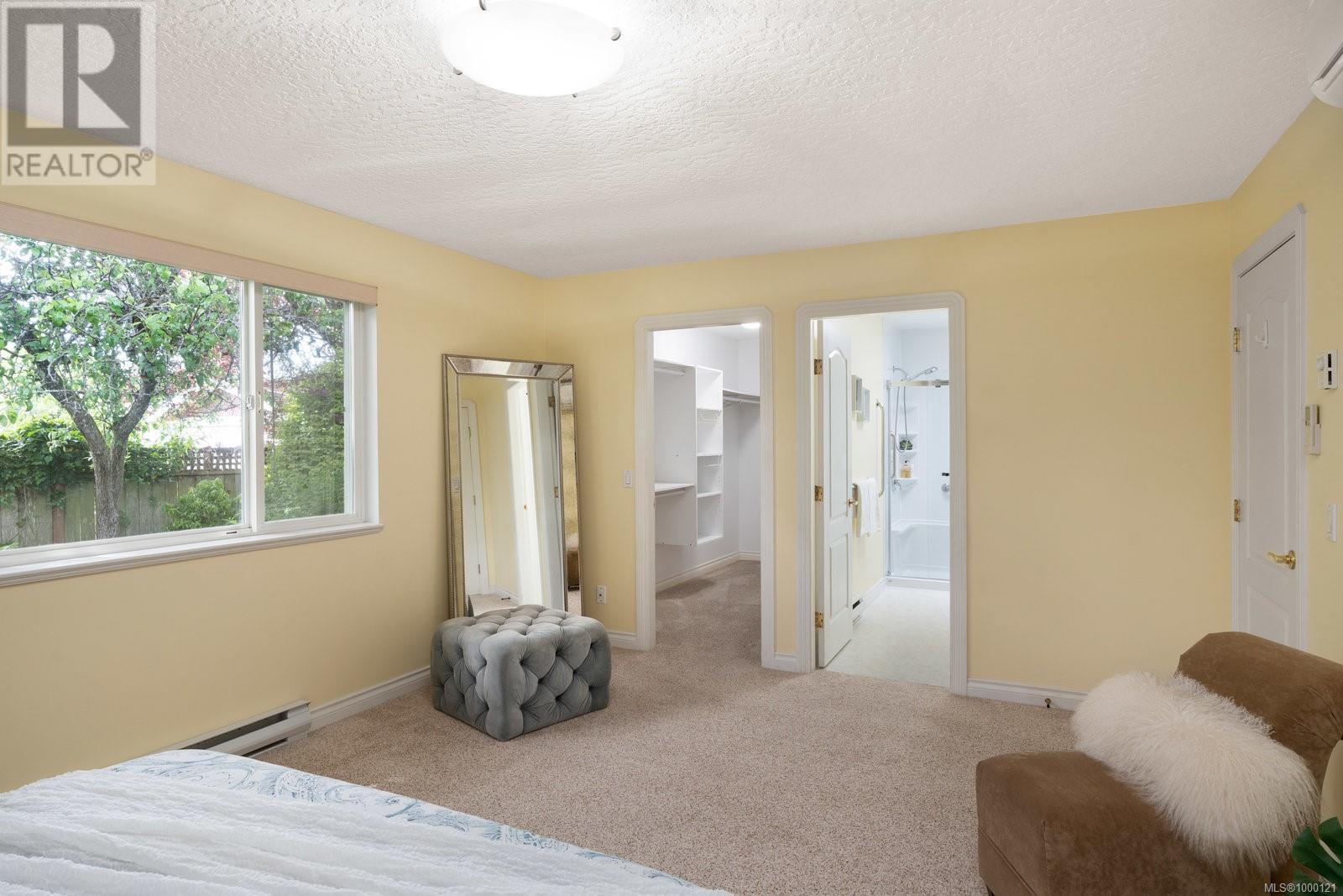 10216 Almond St, Sidney, British Columbia  V8L 3N3 - Photo 16 - 1000121