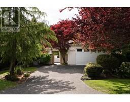 10216 Almond St, sidney, British Columbia
