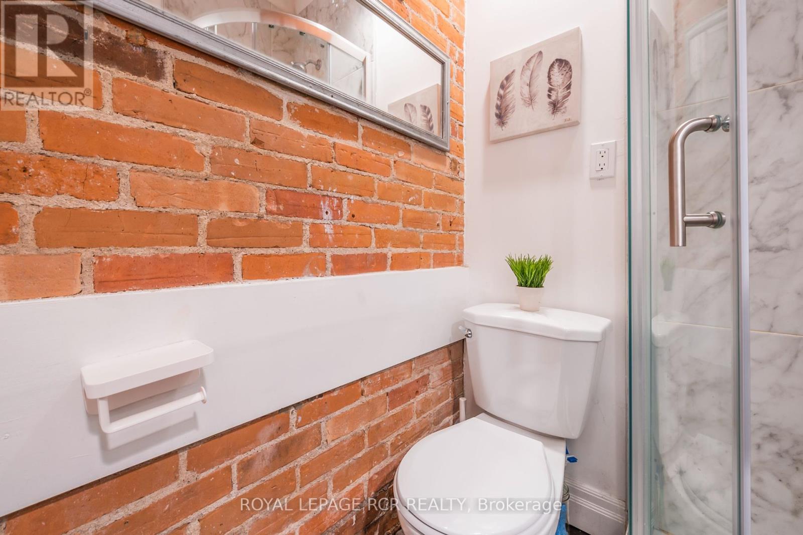 8 Church Street, Orangeville, Ontario  L9W 1N2 - Photo 9 - W12077660