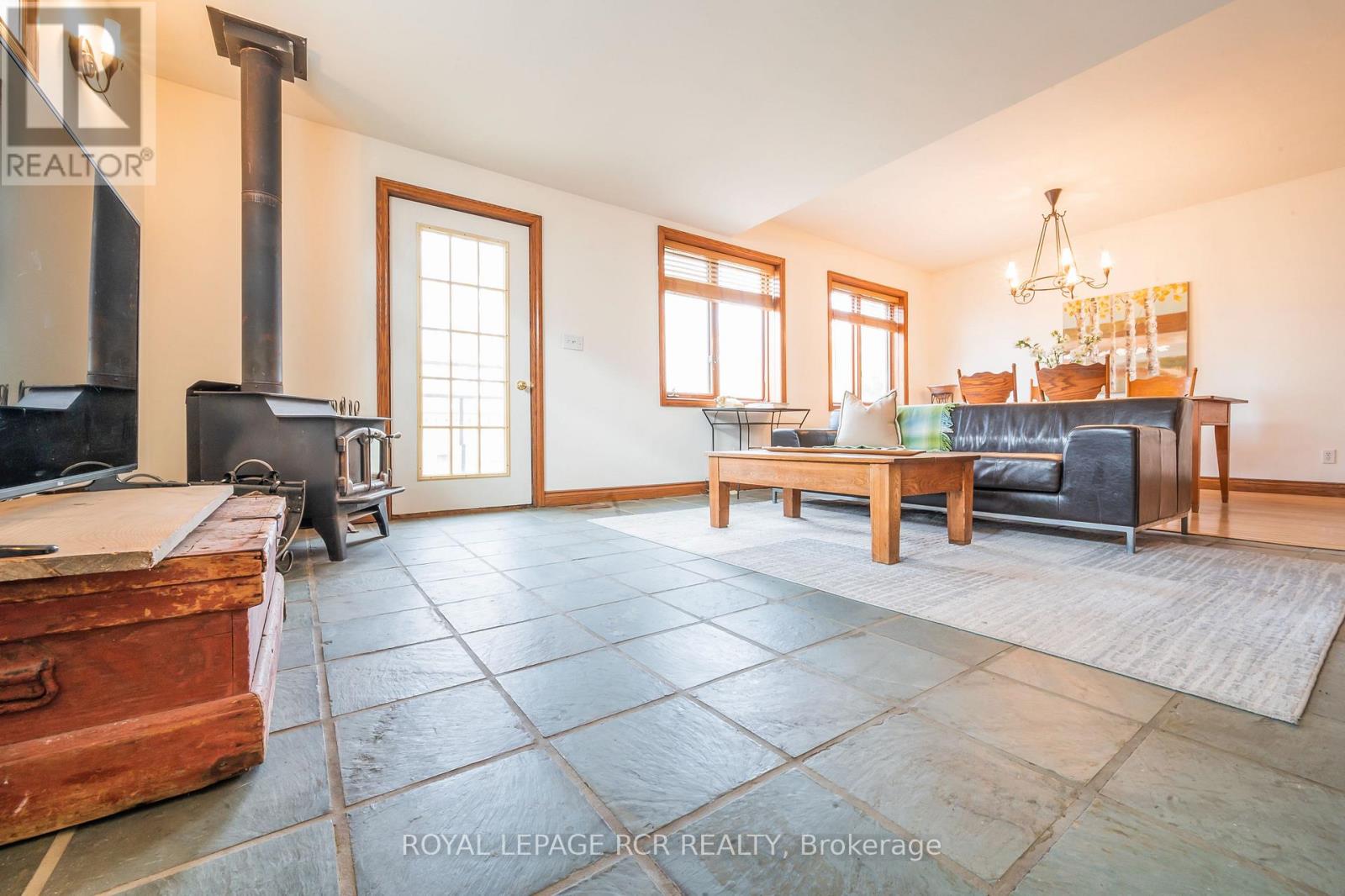 8 Church Street, Orangeville, Ontario  L9W 1N2 - Photo 23 - W12077660