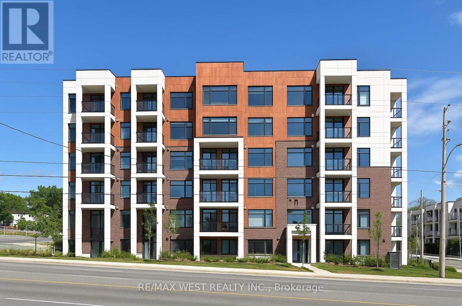 606 - 160 CANON JACKSON DRIVE, Toronto, Ontario