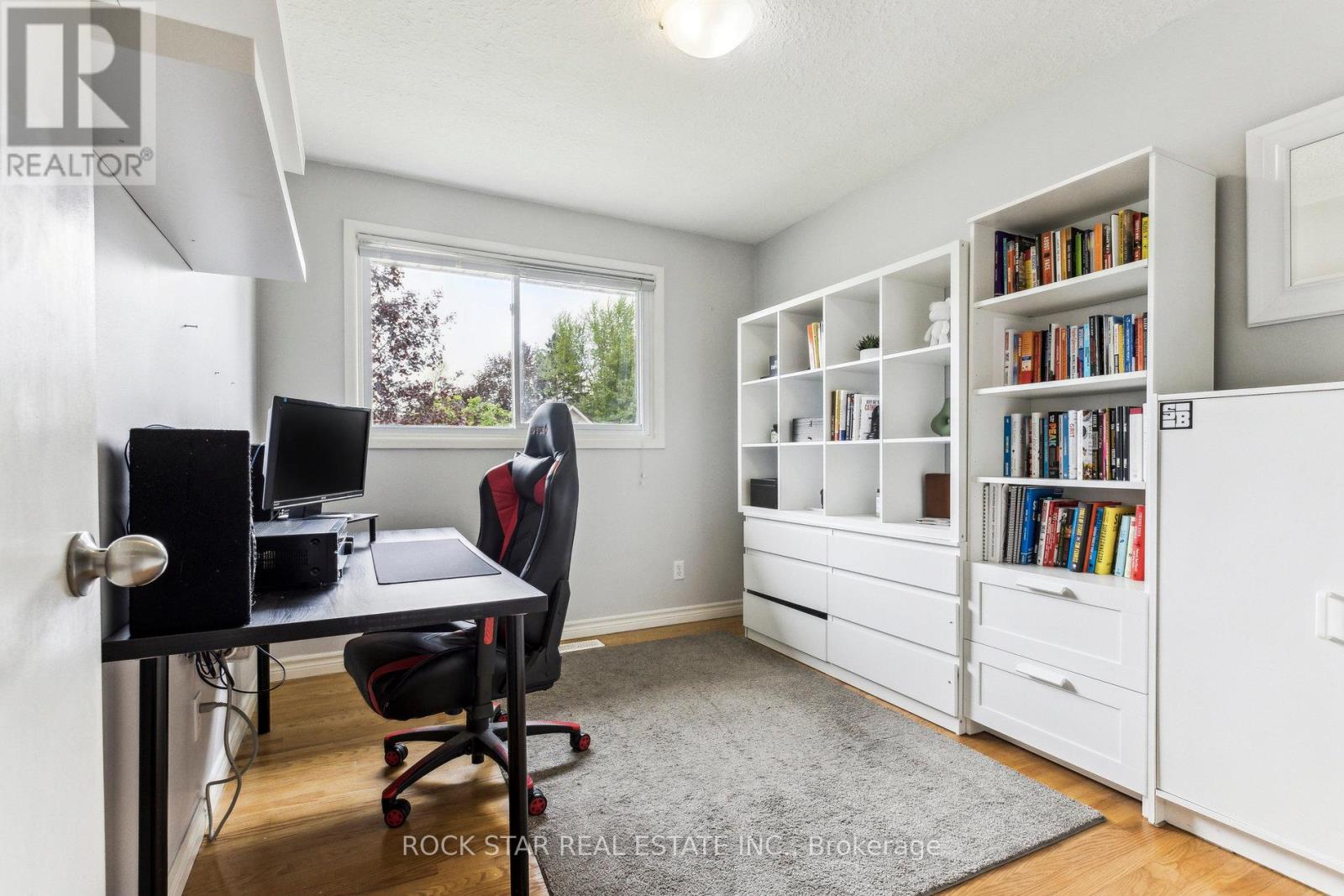 130 Hudson Crescent, Kitchener, Ontario  N2B 2V9 - Photo 17 - X12152041