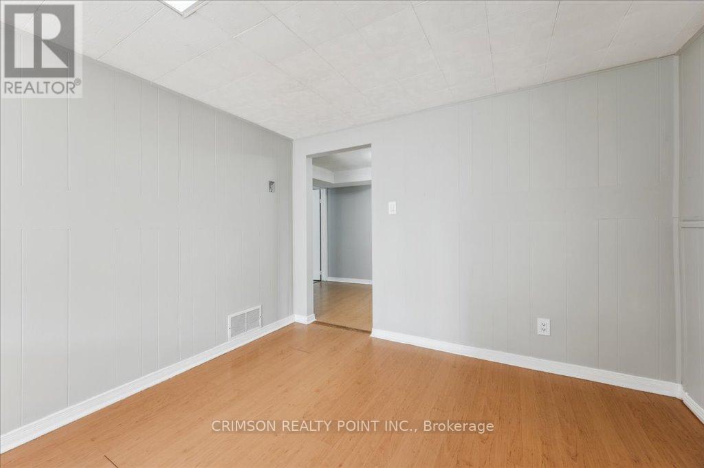 361 Caledon Avenue, Hamilton, Ontario  L9C 3E1 - Photo 32 - X12152079