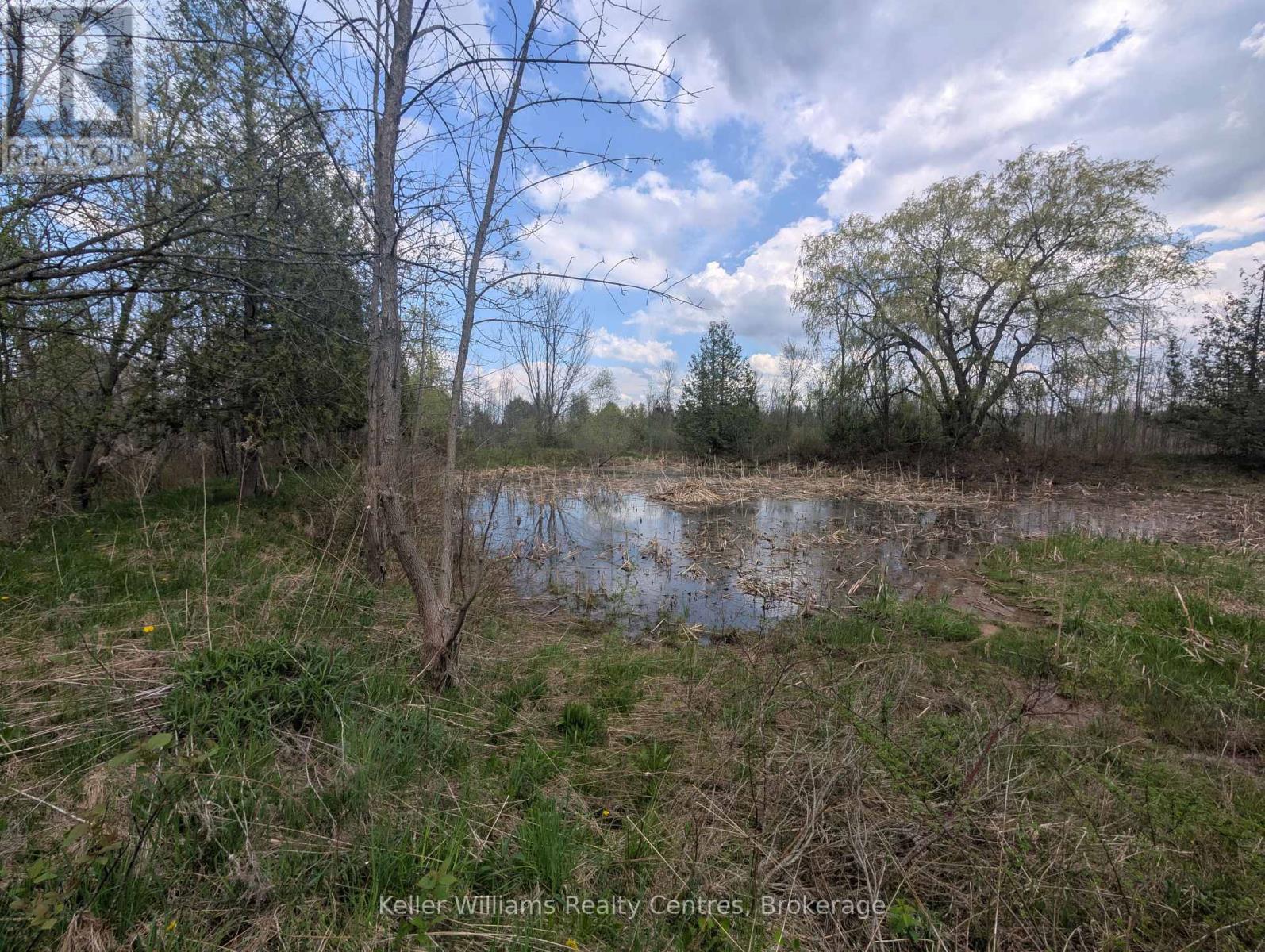 454 Balmy Beach Road, Georgian Bluffs, Ontario  N4K 5N4 - Photo 13 - X12152257