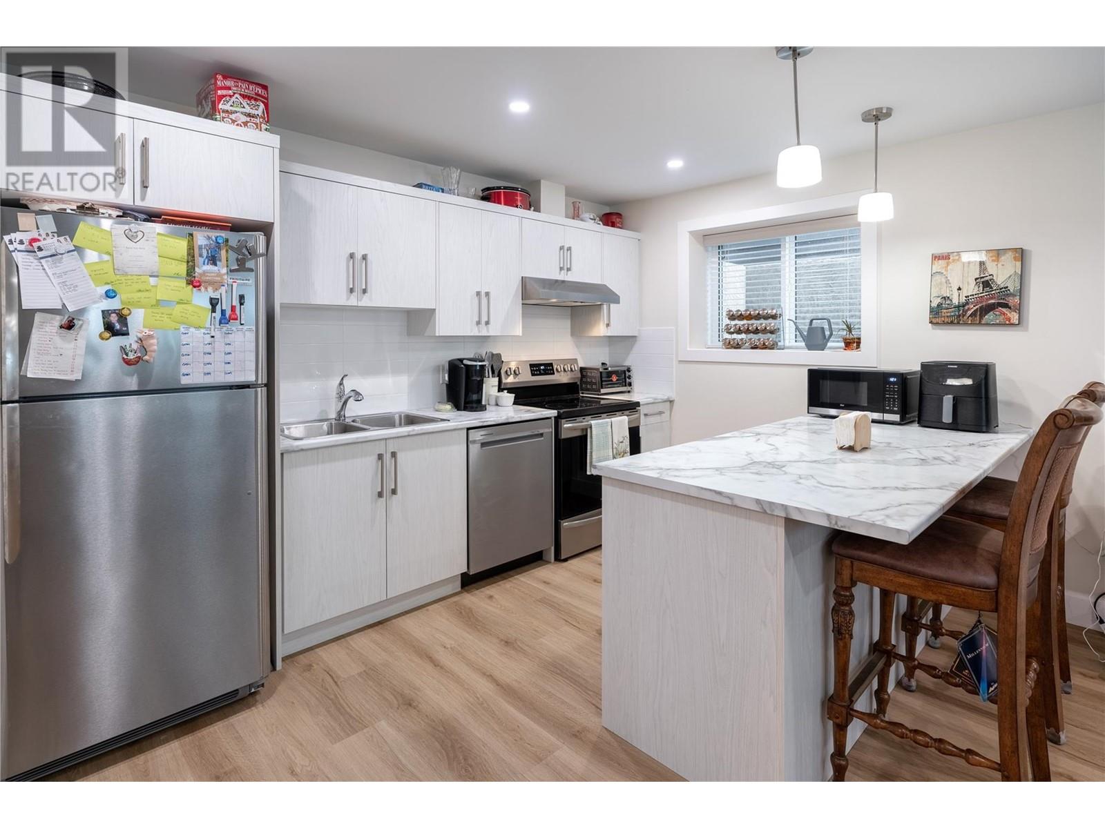685 Balsam Road, Kelowna, British Columbia  V1W 1C1 - Photo 26 - 10341325
