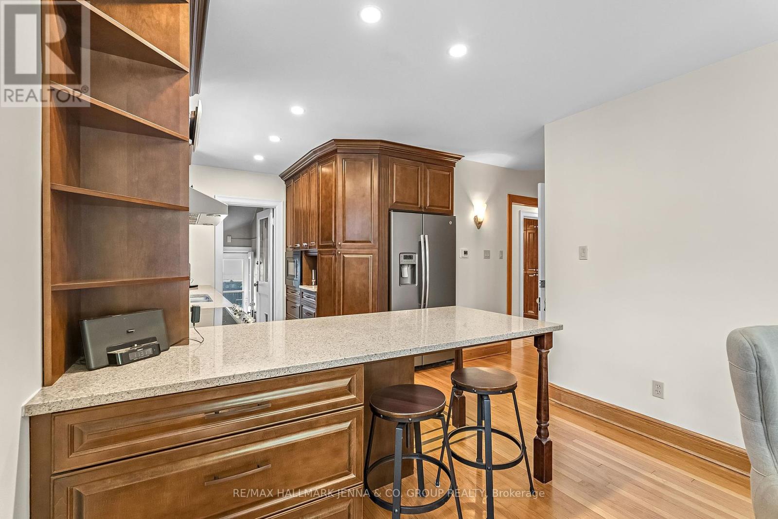 217 Glebe Avenue, Ottawa, Ontario  K1S 2C8 - Photo 9 - X12152187