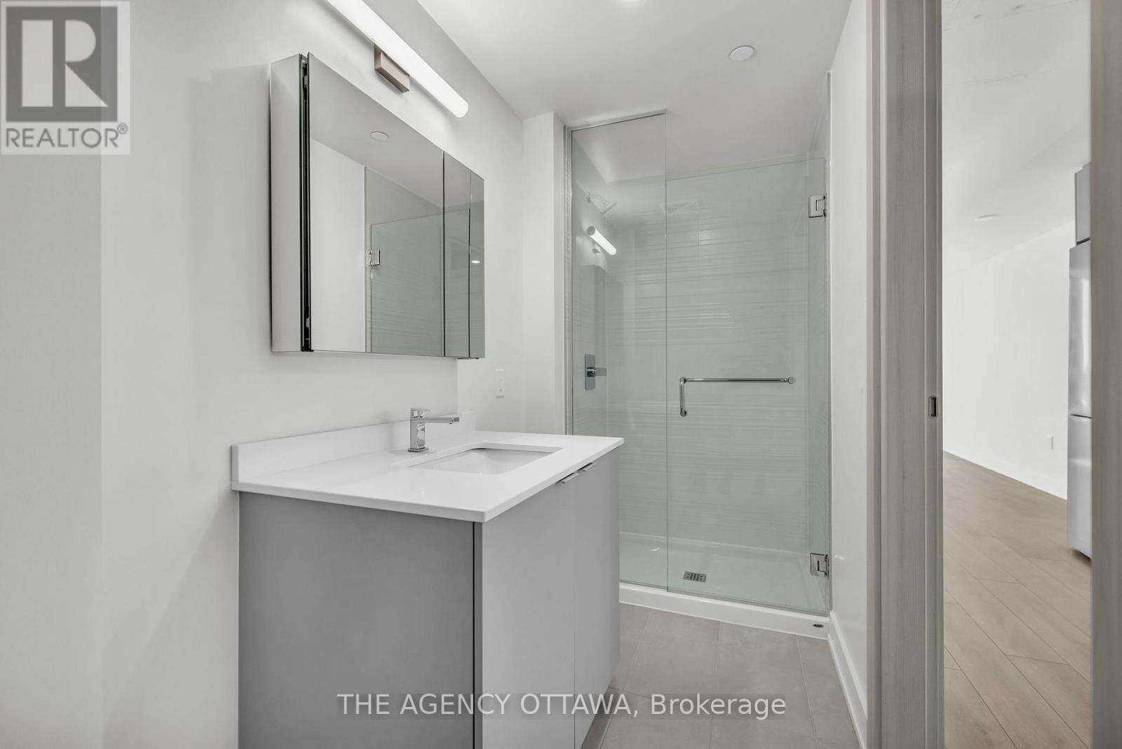 1706 - 199 Rideau Street, Ottawa, Ontario  K1N 0E9 - Photo 10 - X12152201