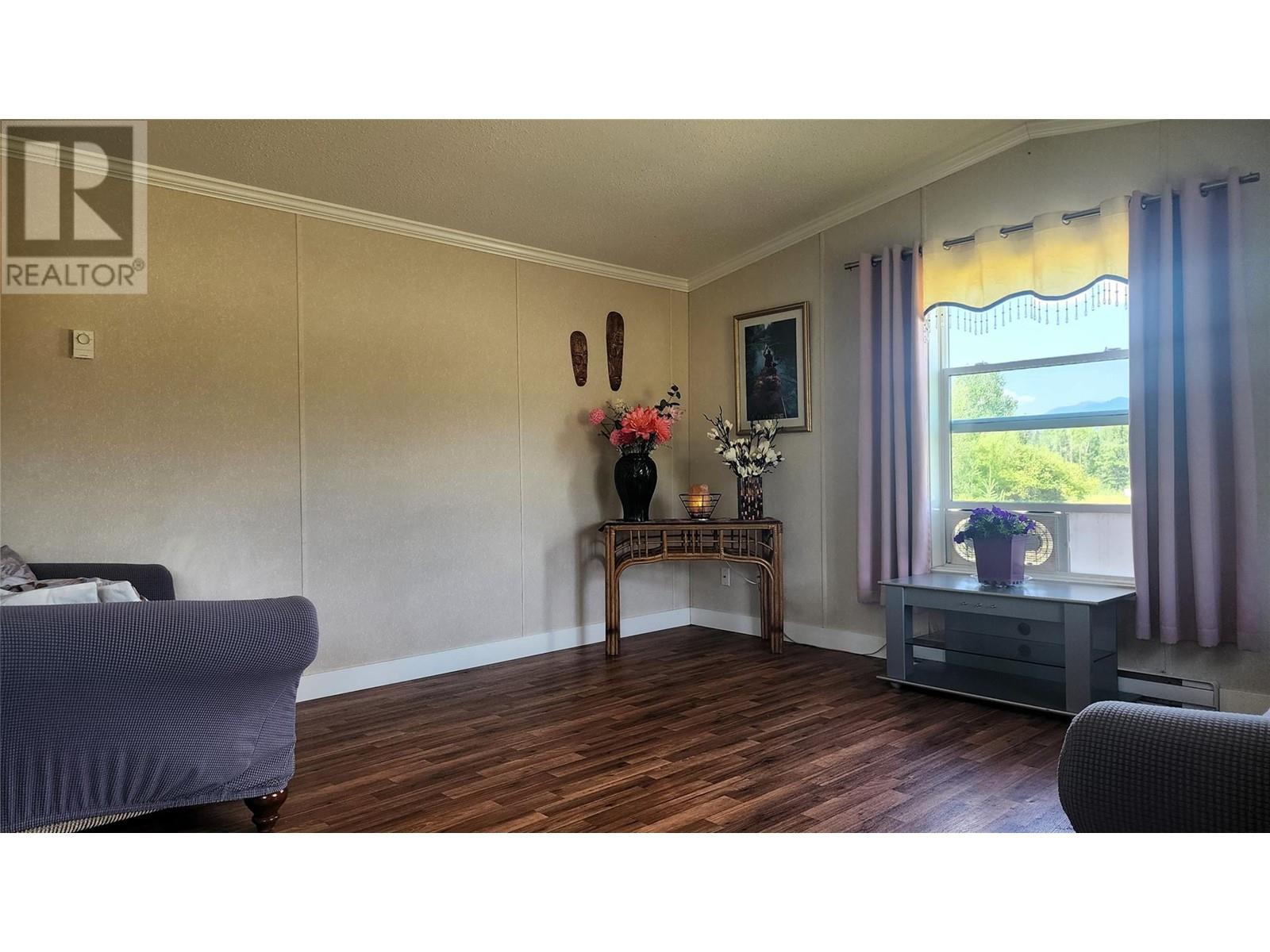 3237 Creighton Valley Road, Cherryville, British Columbia  V0E 2G3 - Photo 10 - 10347591