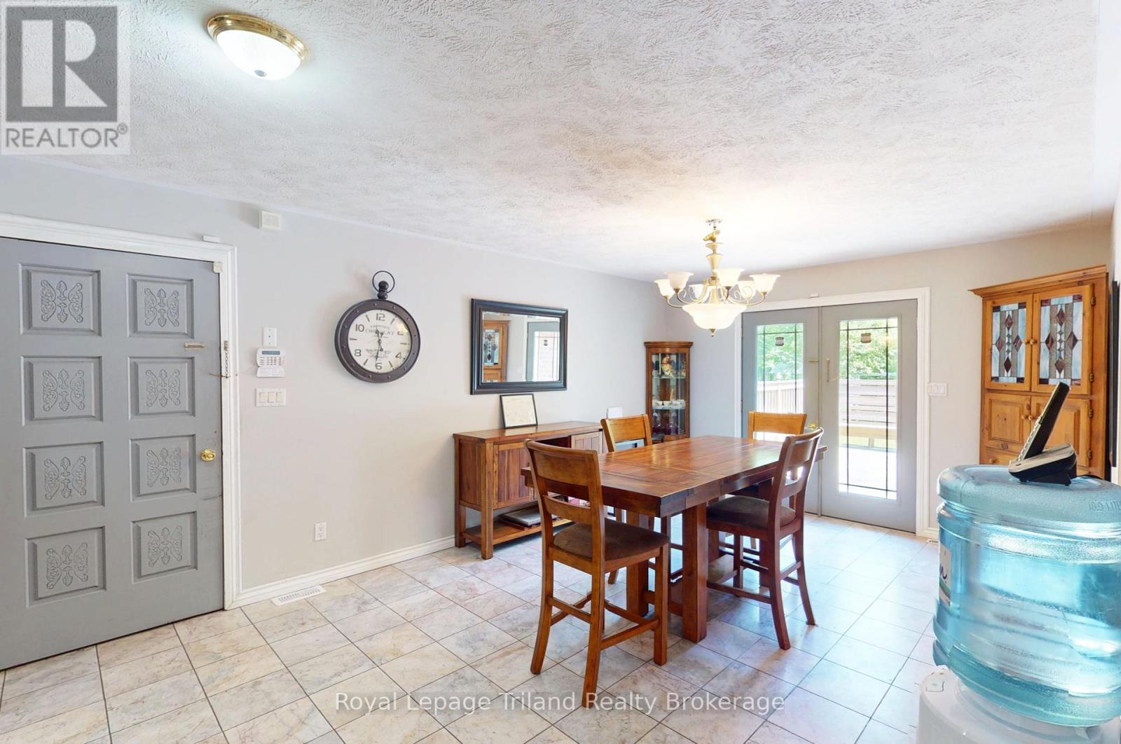 1980 West Quarter Line Road, Norfolk, Ontario  N0E 1G0 - Photo 11 - X12152251