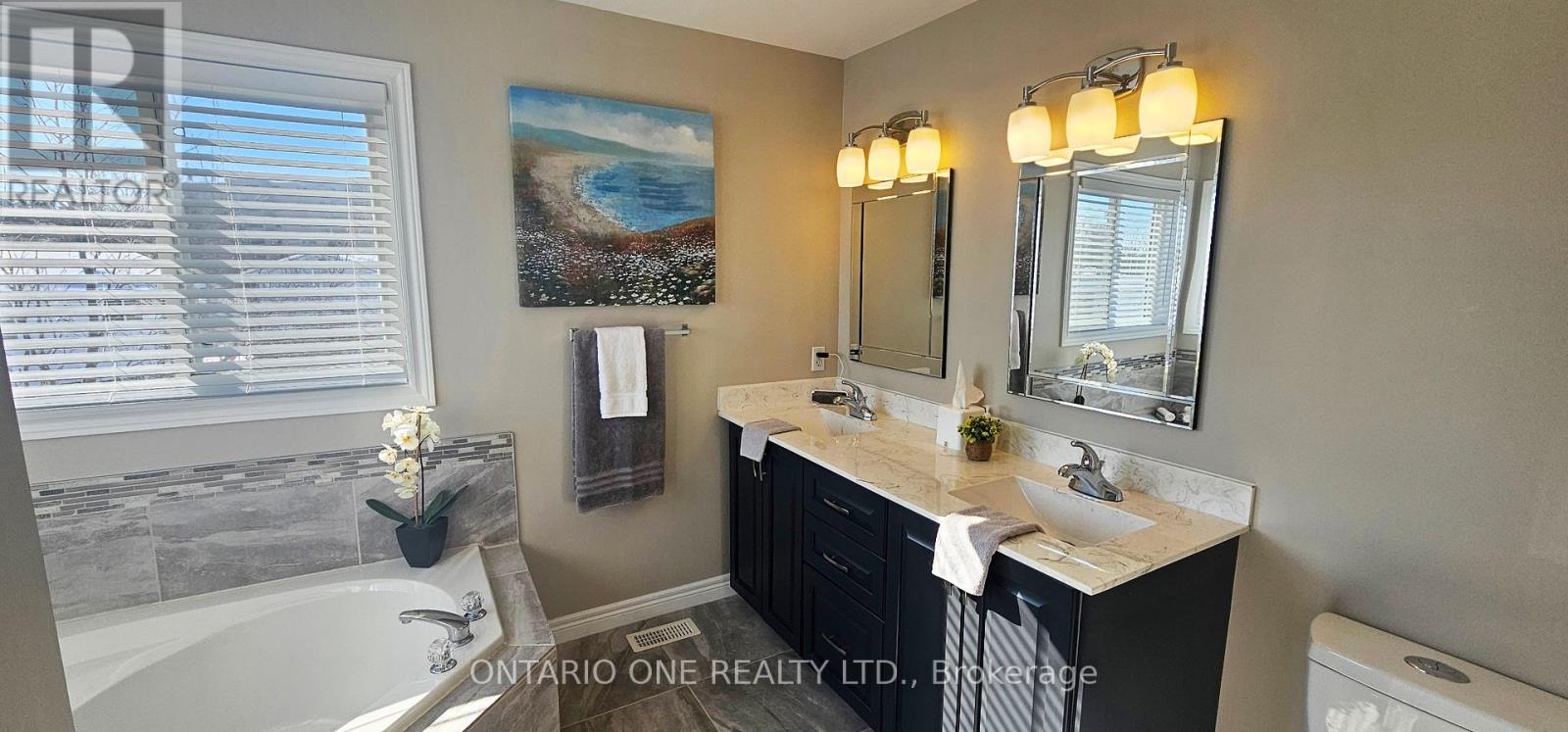 16 Wood Court, Kawartha Lakes, Ontario  K9V 6J4 - Photo 13 - X12030619
