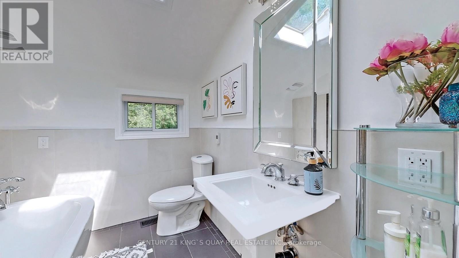 21 Rialto Drive, Toronto, Ontario  M3A 2N7 - Photo 30 - C12152103