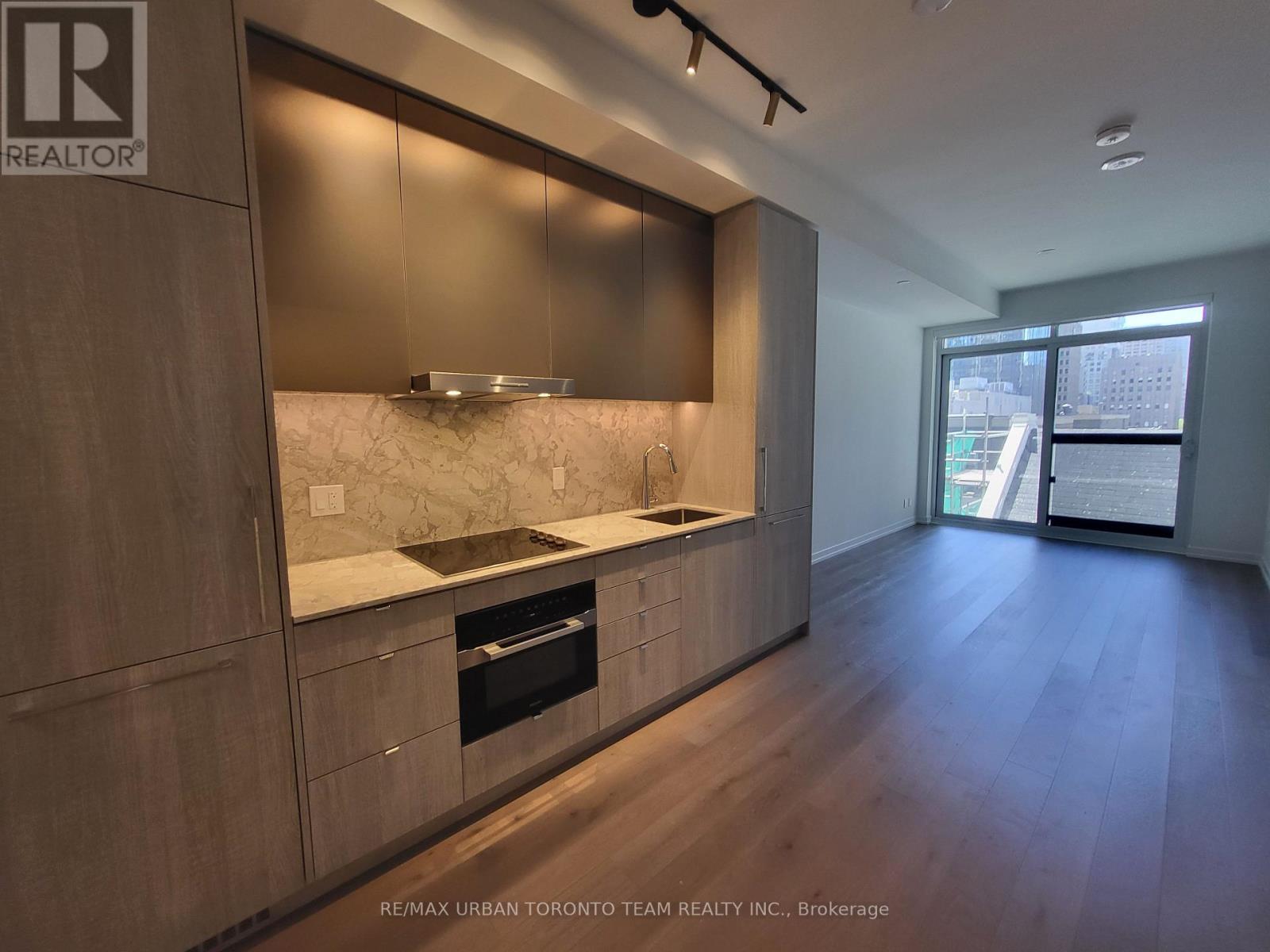302 - 771 Yonge Street, Toronto, Ontario  M4W 2G4 - Photo 4 - C12152211