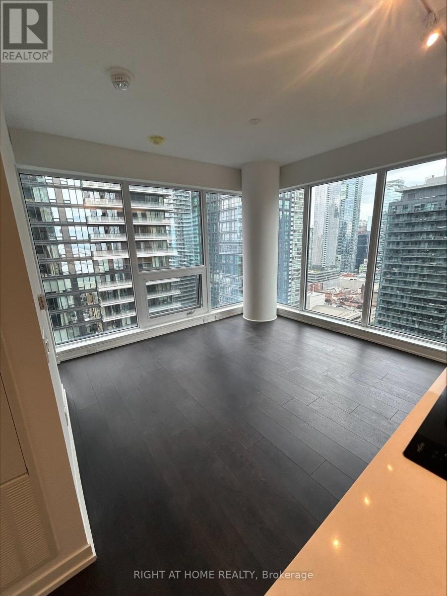 3209 - 55 Mercer Street, Toronto, Ontario  M5V 1H2 - Photo 3 - C12152224