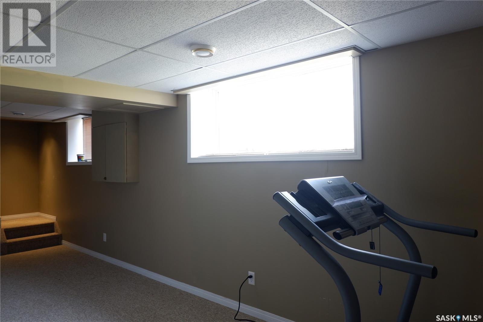 216 Dominion Road, Assiniboia, Saskatchewan  S0H 0B0 - Photo 17 - SK006093