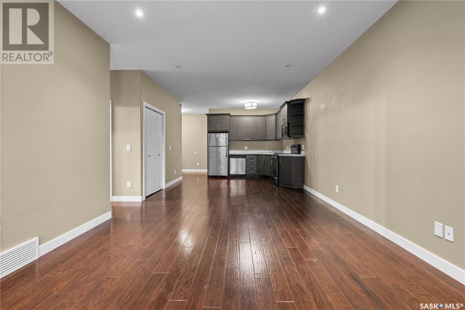 4205 E Green Apple Drive, Regina, Saskatchewan  S4V 1S1 - Photo 12 - SK006024