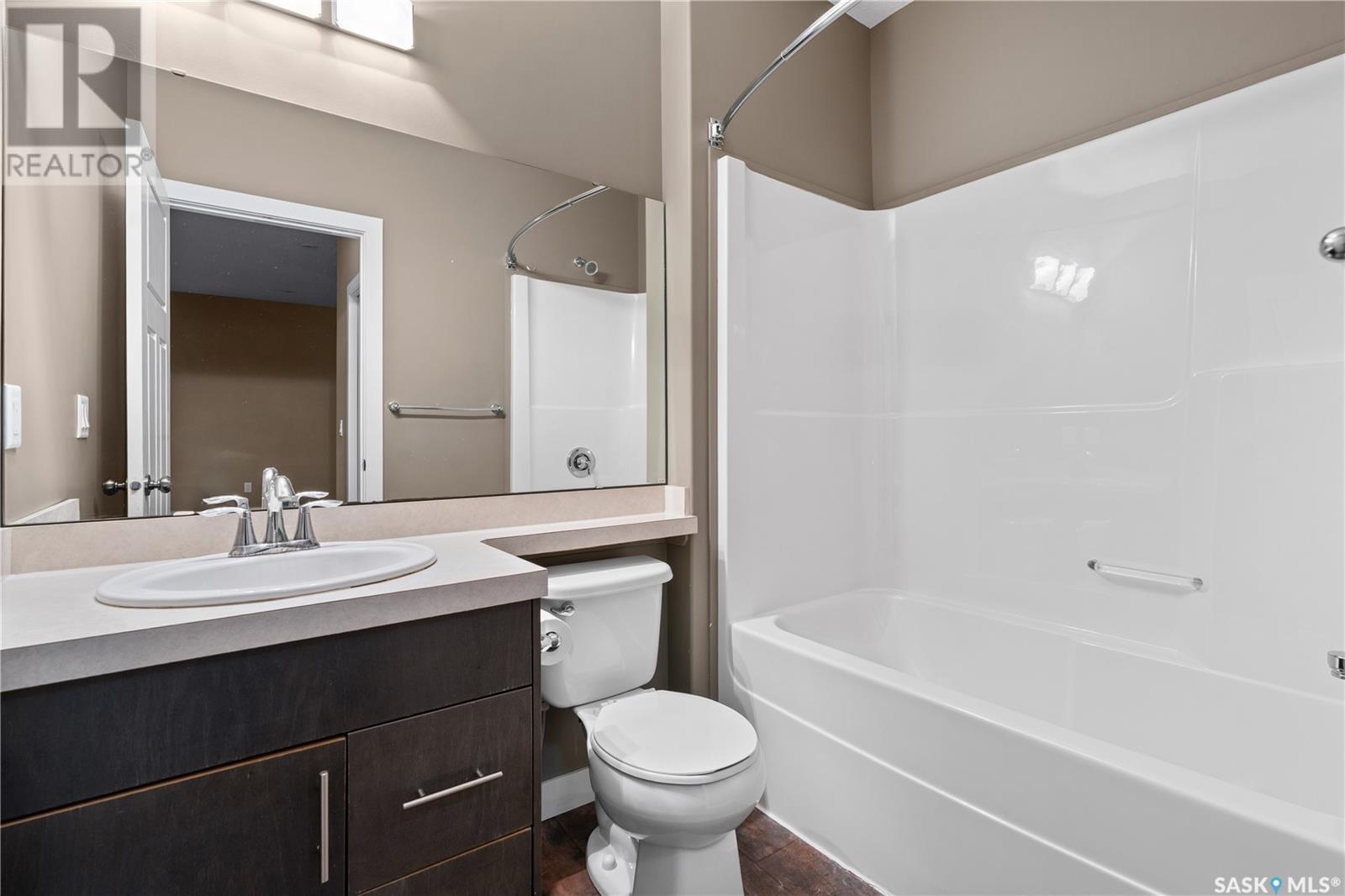 4205 E Green Apple Drive, Regina, Saskatchewan  S4V 1S1 - Photo 21 - SK006024