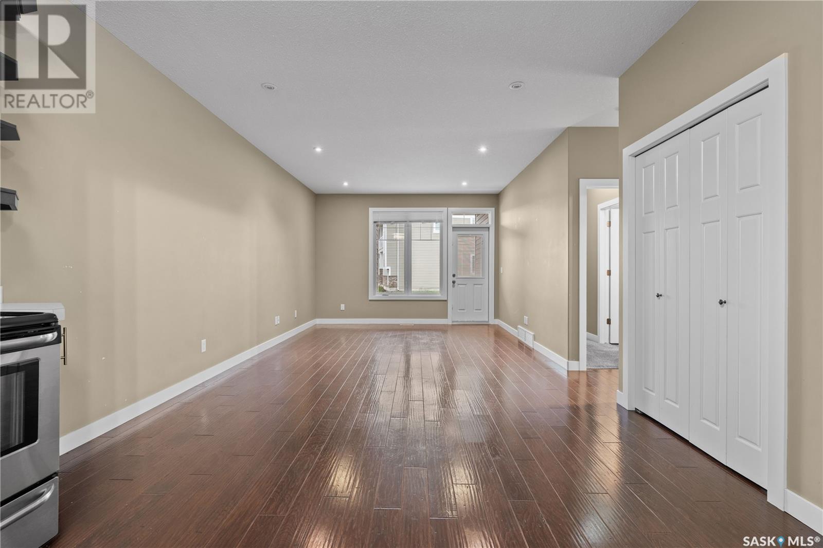 4205 E Green Apple Drive, Regina, Saskatchewan  S4V 1S1 - Photo 4 - SK006024